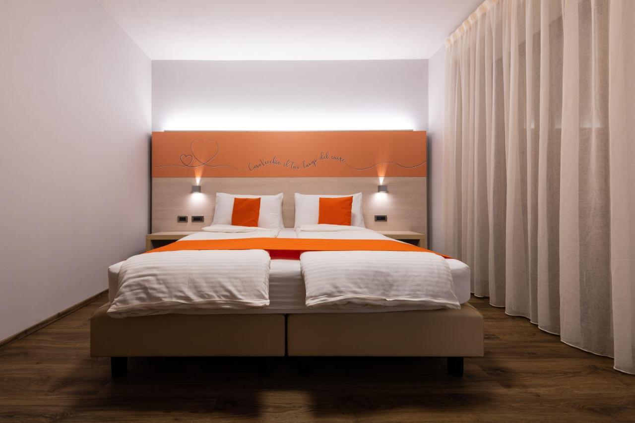 Albergo Casavecchia Tiarno di Sopra ภายนอก รูปภาพ
