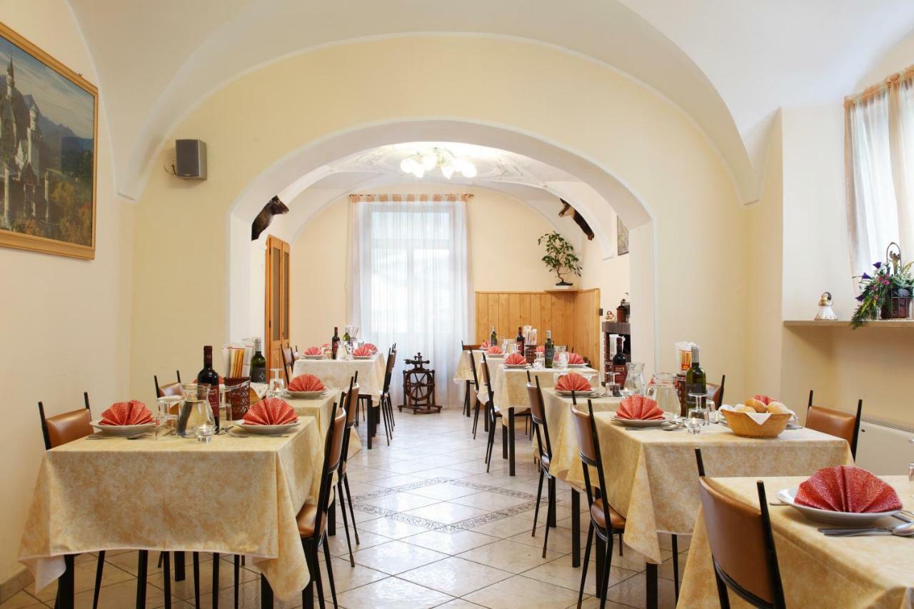 Albergo Casavecchia Tiarno di Sopra ภายนอก รูปภาพ
